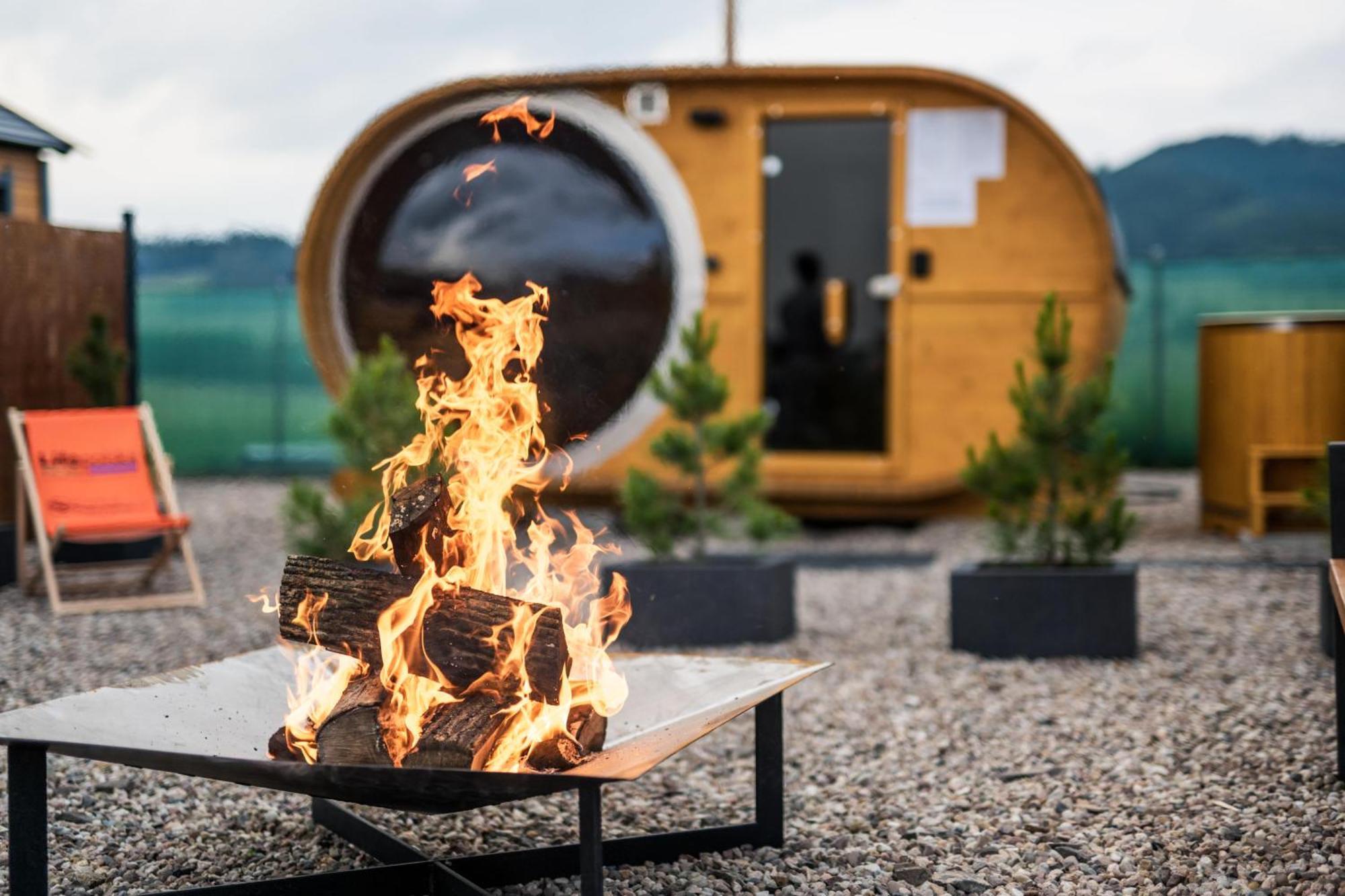 Rajska Polana Domki Premium ,Na Odludziu Z Prywatna Balia Z Jacuzzi I Sauna ,Cisza,Rowery Elektryczne,Gory,Astroprzygoda,- Adrspach, Skalne Miasto, Zamek Ksiaz,Andrzejowka,Karpacz, Sniezka,Janskie Laznie,Pec Mieroszow Extérieur photo